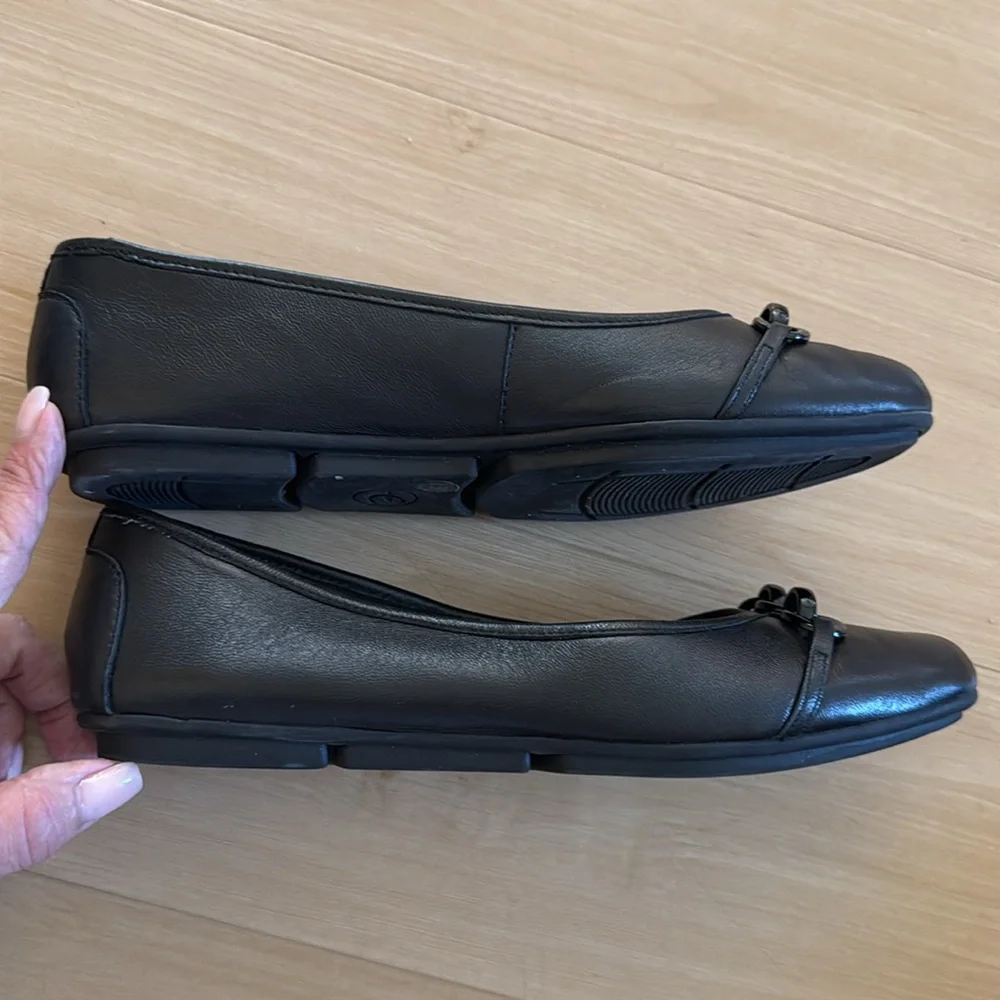 EASY SPIRIT WOMENS BLACK LEATHER BRANDI SLIP ON CASUAL SHOE LIGHTWEIGHT SIZE 8.5